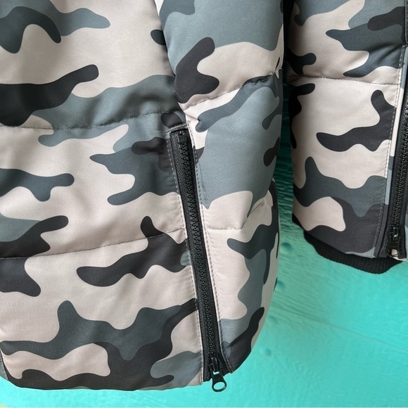 ARTIC EXPEDITION INUVIK DOWN CAMO PARKA SIZE MEDIUM NWOT - Picture 4 of 12